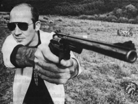 hunter-thompson-gun.jpg